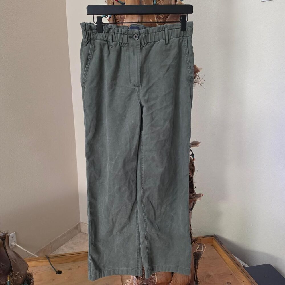 Gap Women's Green Baggy Khakis